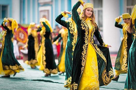 فرهنگ و آداب و رسوم مردم تاجیکستان چگونه است؟